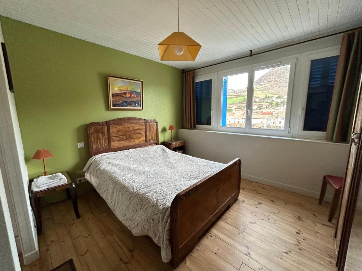 Ferienwohnung Le Mas De Campels Saint-Georges-de-Luzençon Exterior foto